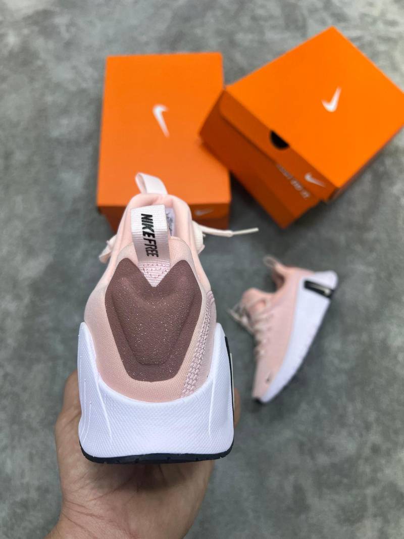 ZAPATILLAS NIKE FREE METCON ROSA