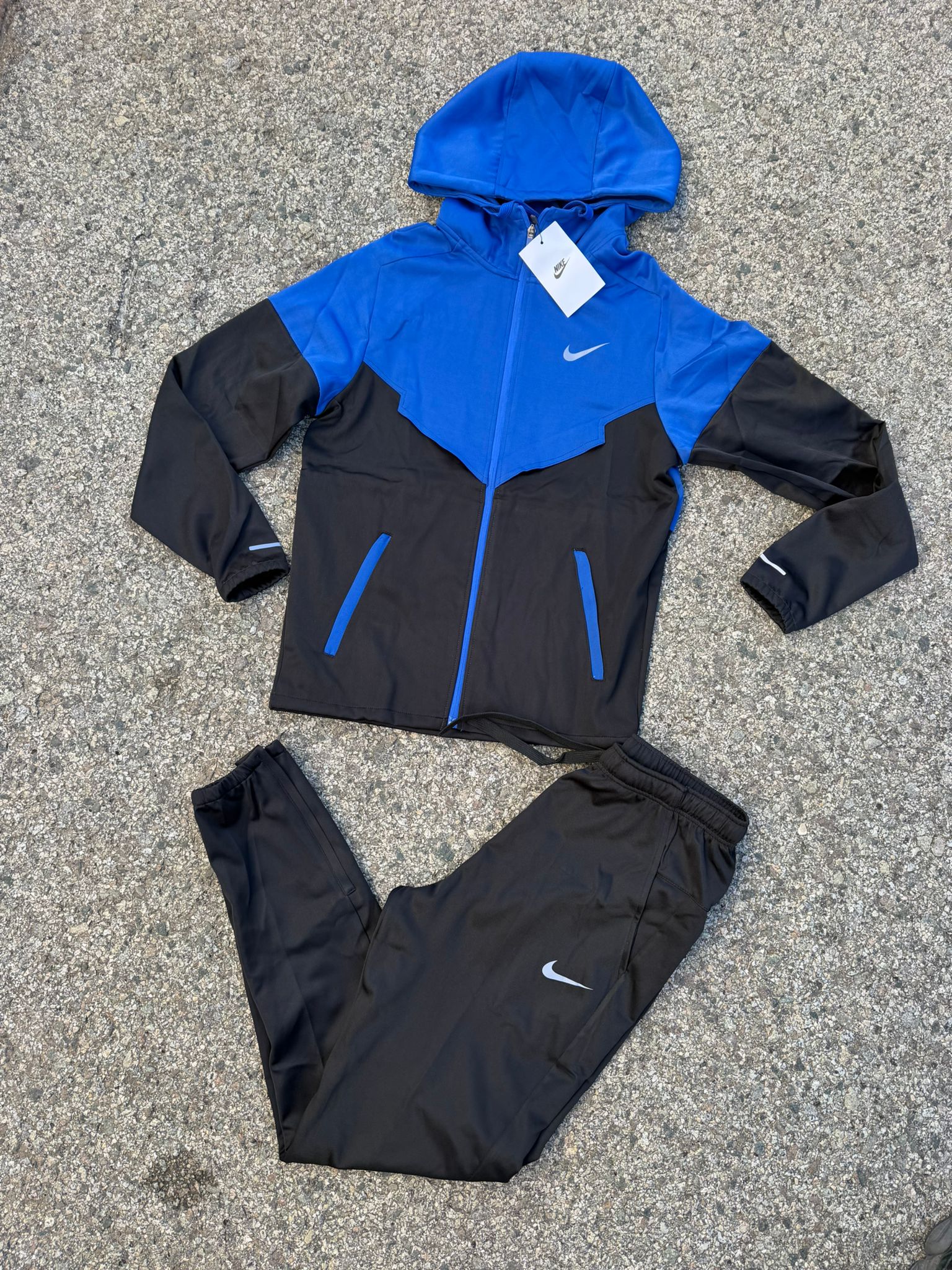 Chándal Nike tech Milner 2026