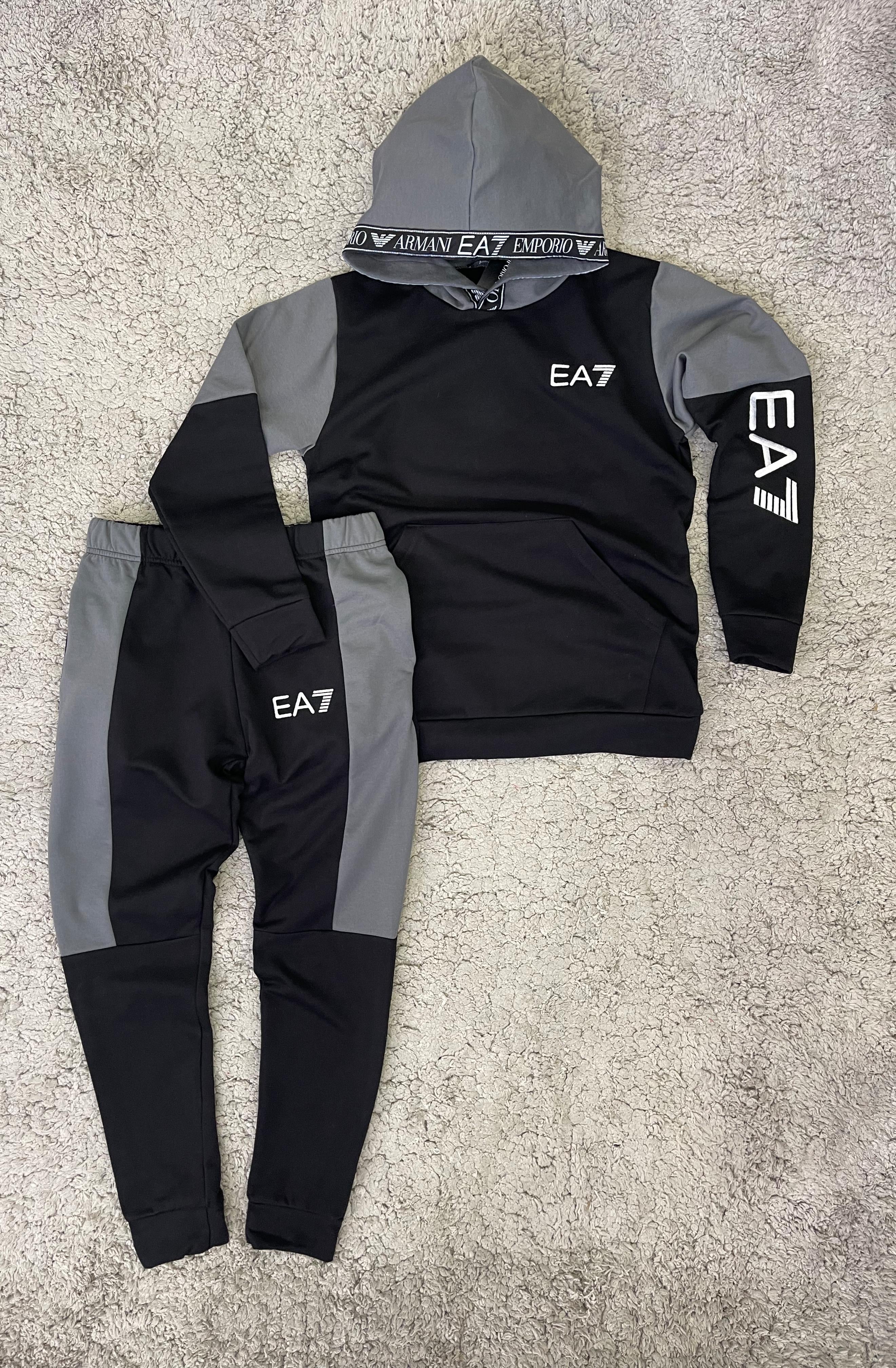 Nuevo Chándal EA7