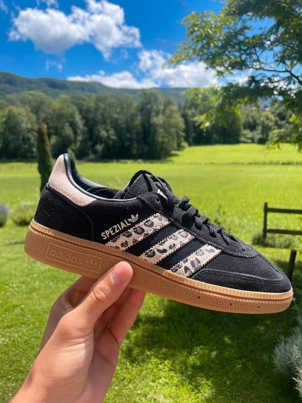 ADIDAS SPEZIAL NEGRA