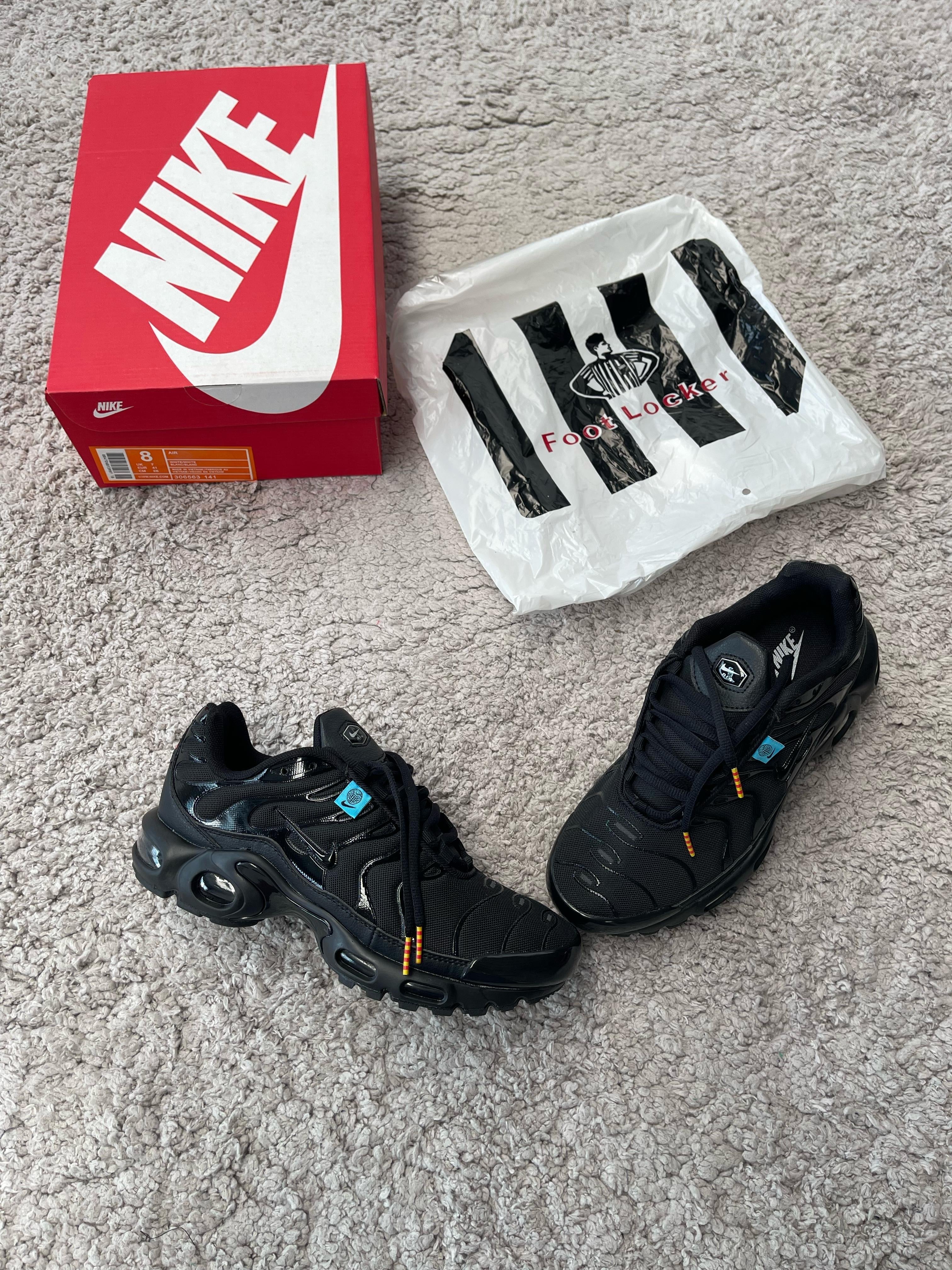 NIKE TN NEGRAS MÁXIMA CALIDAD