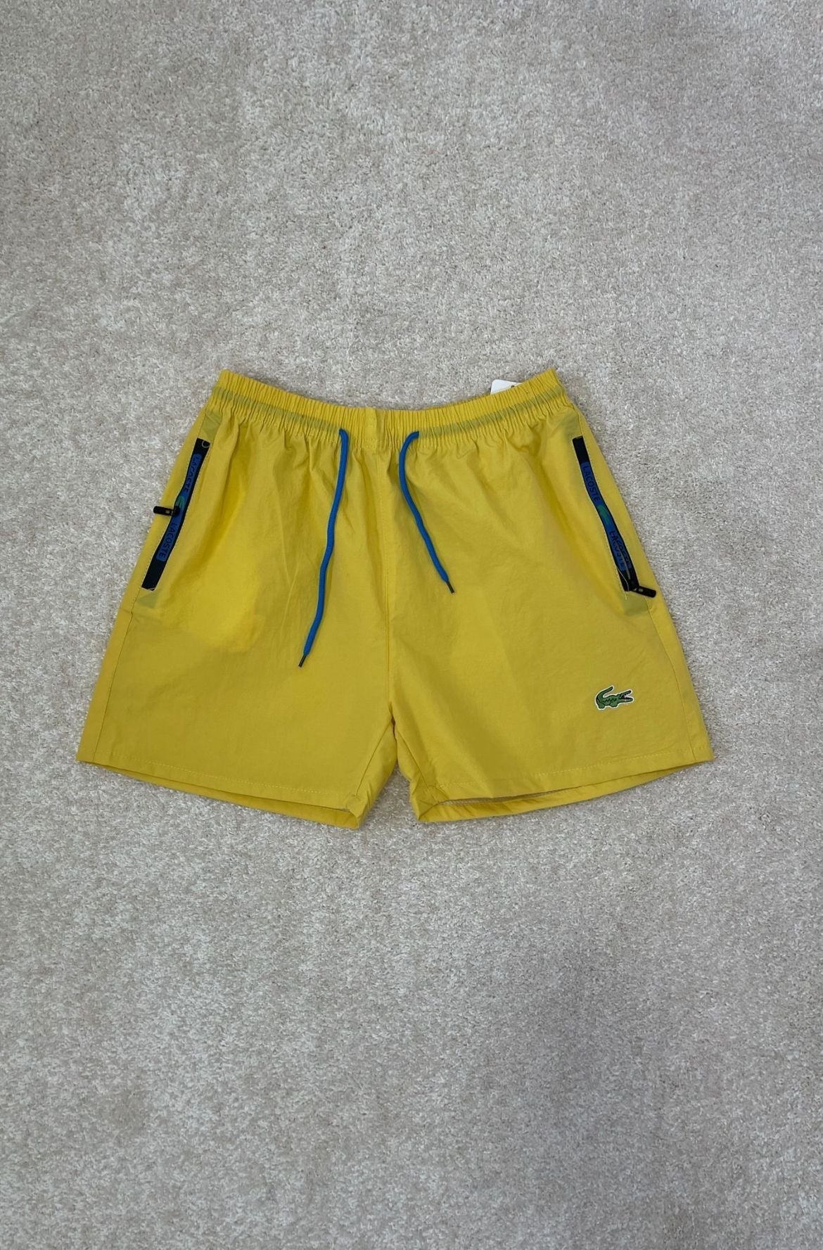 Bañador amarillo