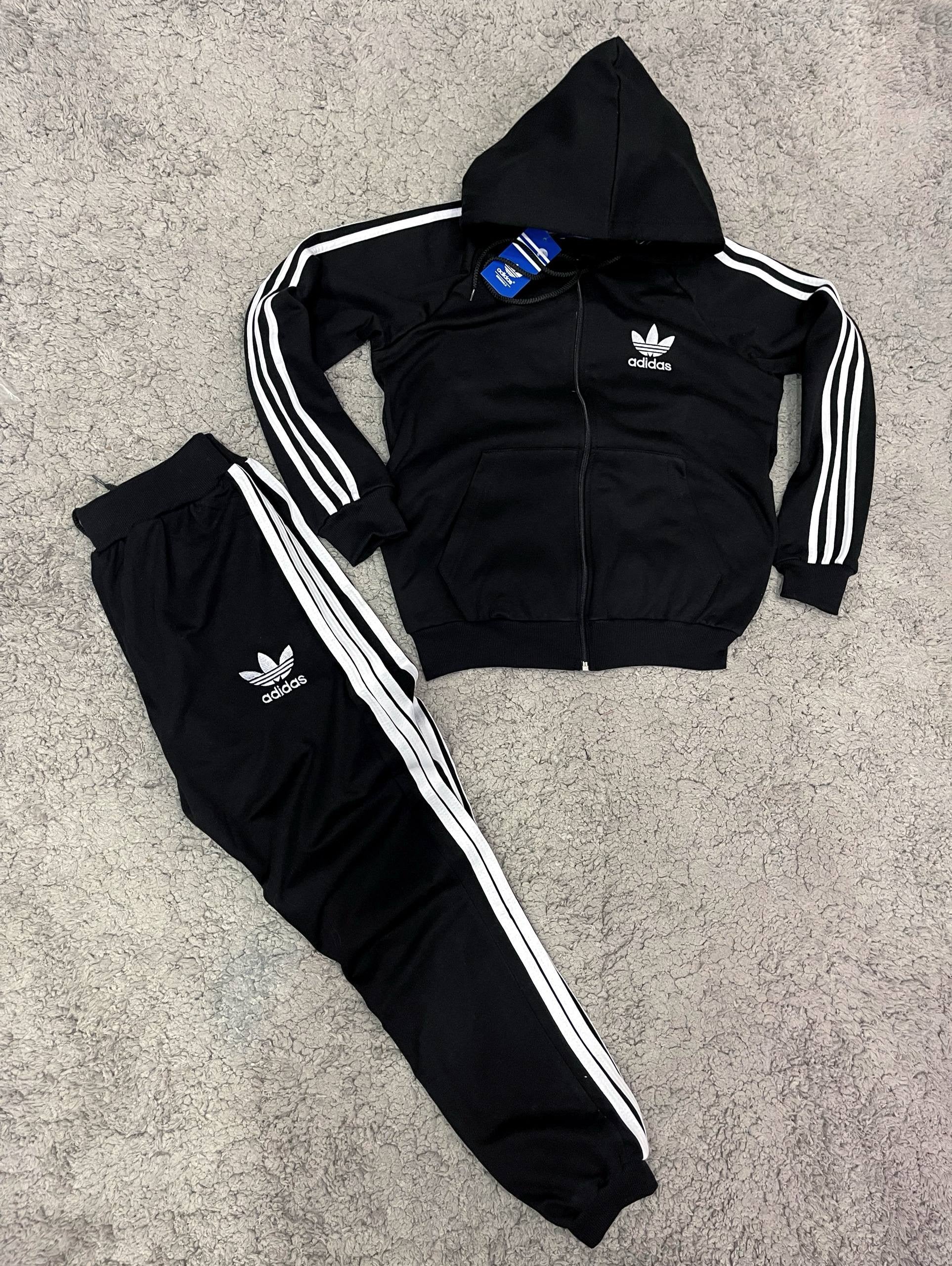 Chándal Adidas clásico Negro
