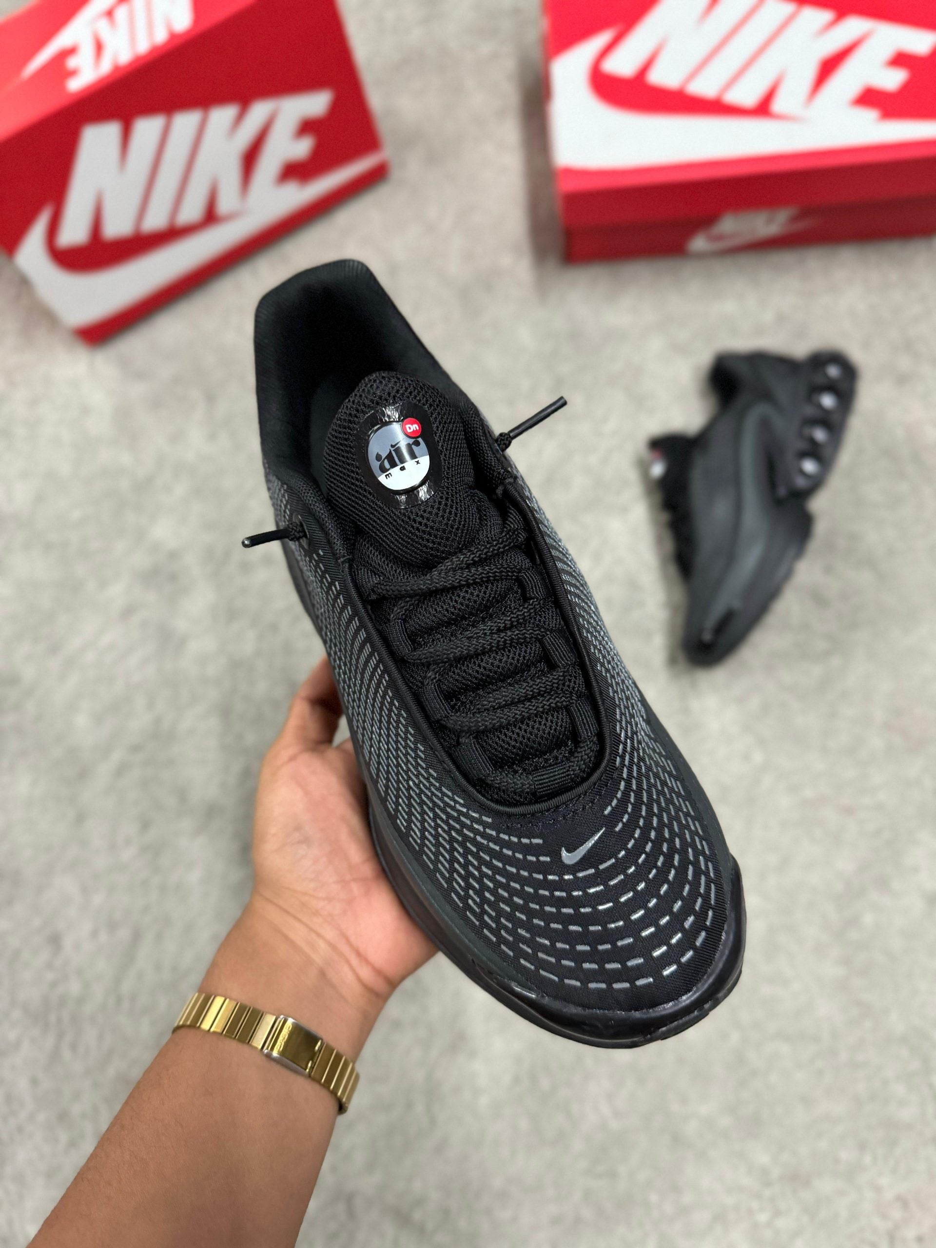 Air Max DN ( Negras )