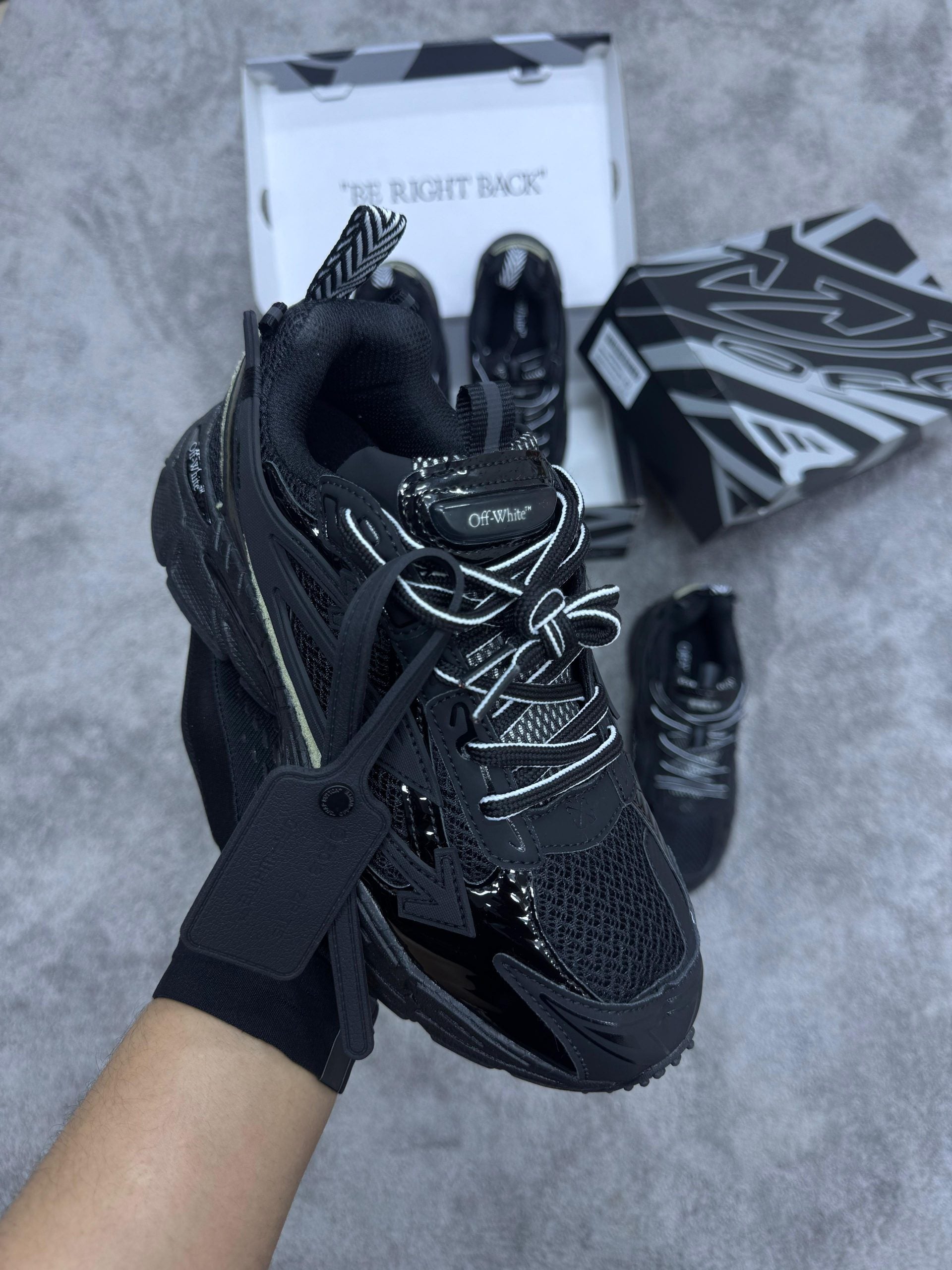 OFF-WHITE Be Right