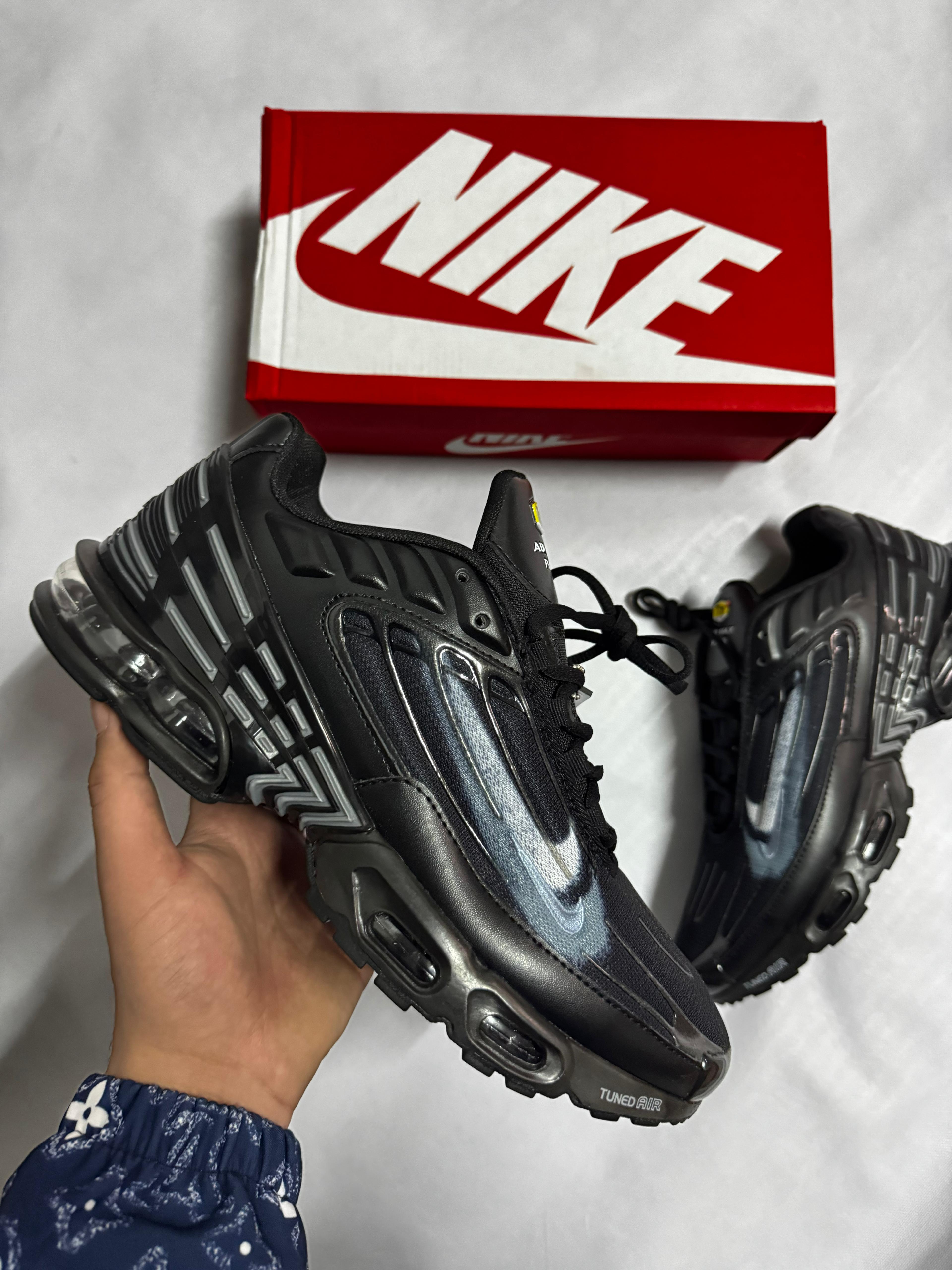 Nike Tn Tunned Triple Swoosh Black