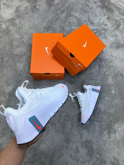 Nike free Metcon máxima calidad. Blanca