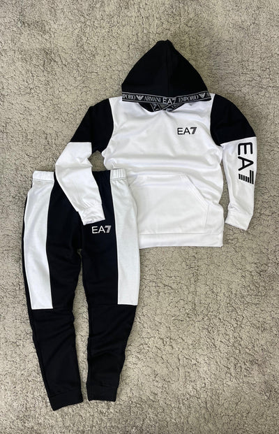 Nuevo Chándal EA7