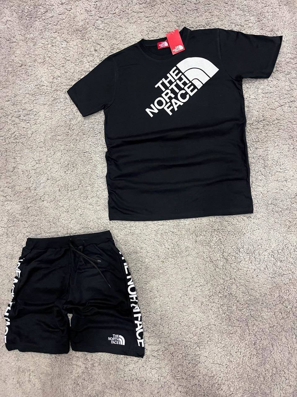 Conjunto negro The North Face verano