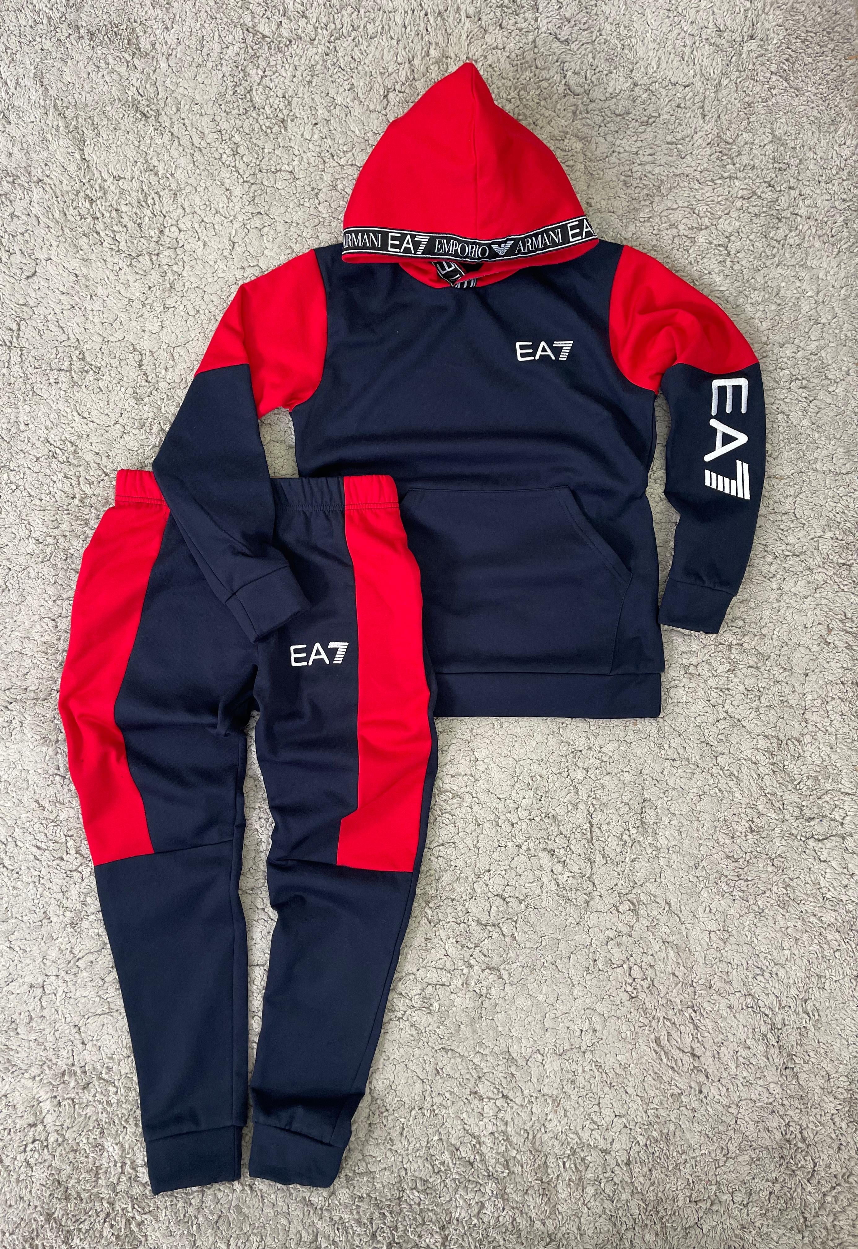 Nuevo Chándal EA7
