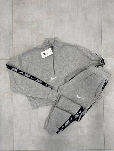Chándal Nike mujer