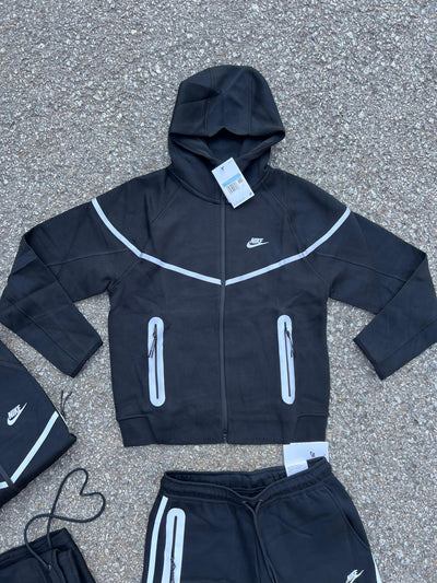 Chándal Nike tech eléctrico