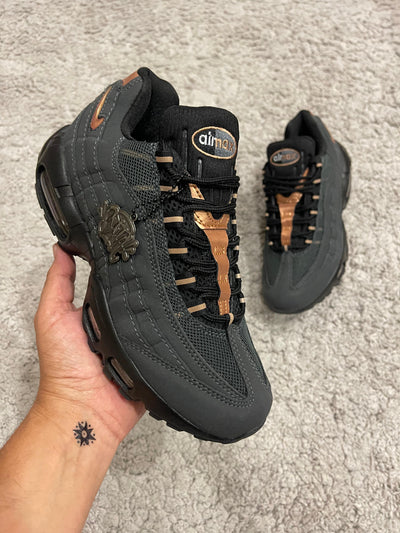 Nike Air Max SYNA