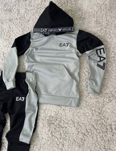 Nuevo Chándal EA7
