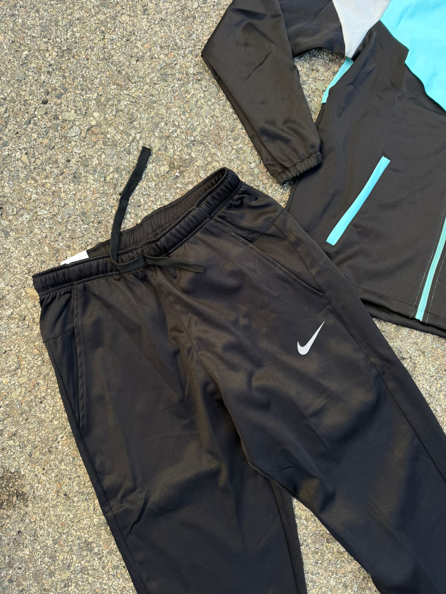 Chándal Nike tech Milner 2026