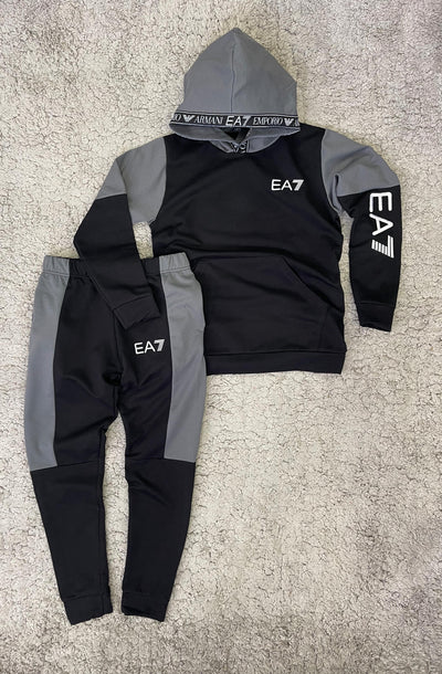 Nuevo Chándal EA7