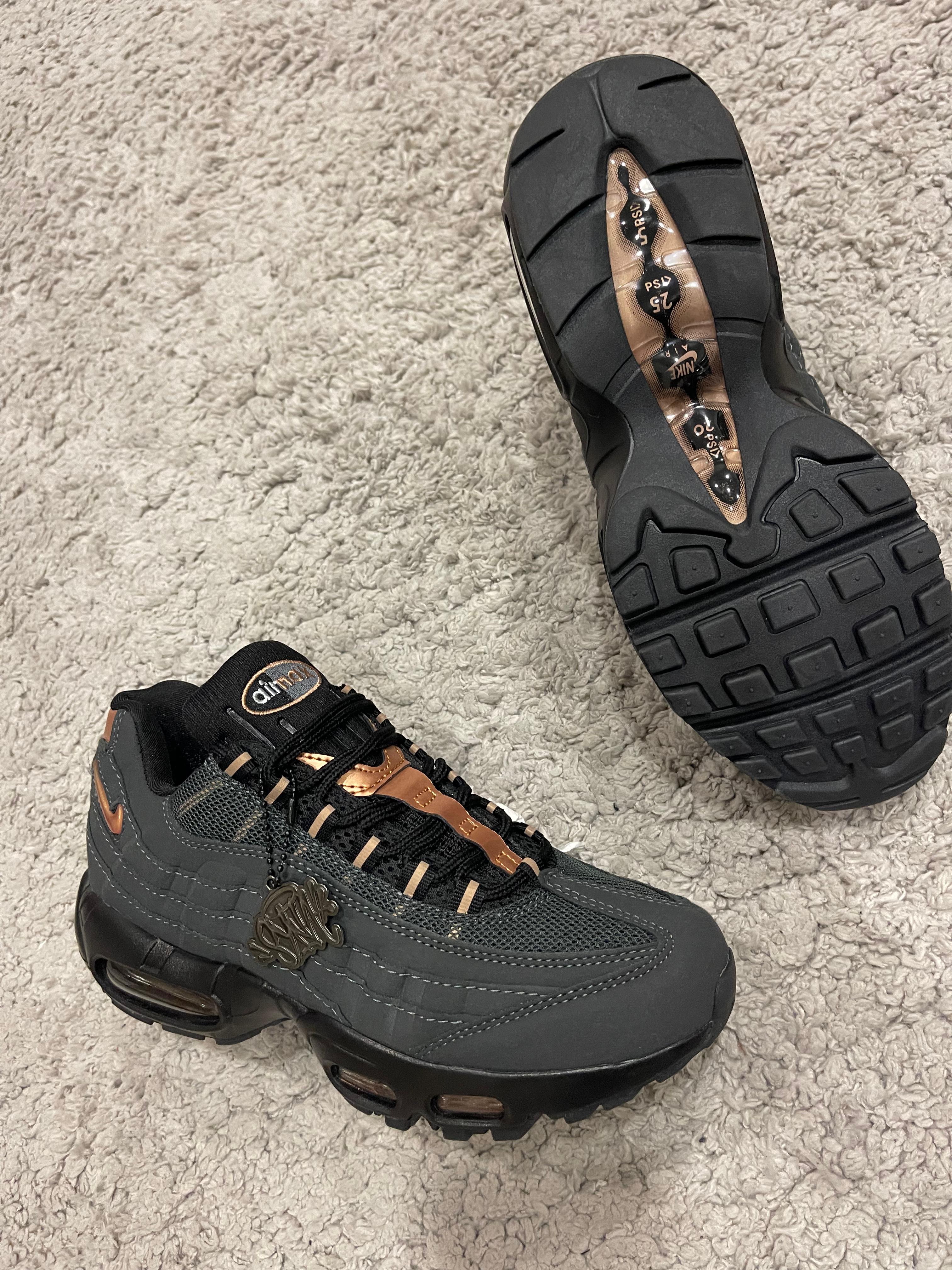 Nike Air Max SYNA