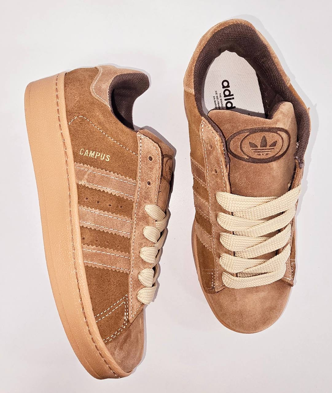 Adidas Campus marrón clarito
