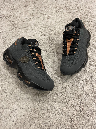 Nike Air Max SYNA