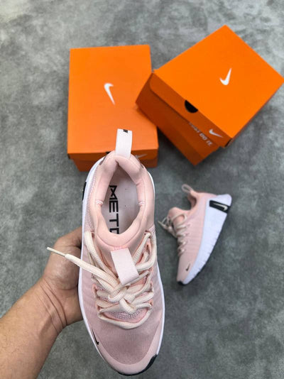 ZAPATILLAS NIKE FREE METCON ROSA