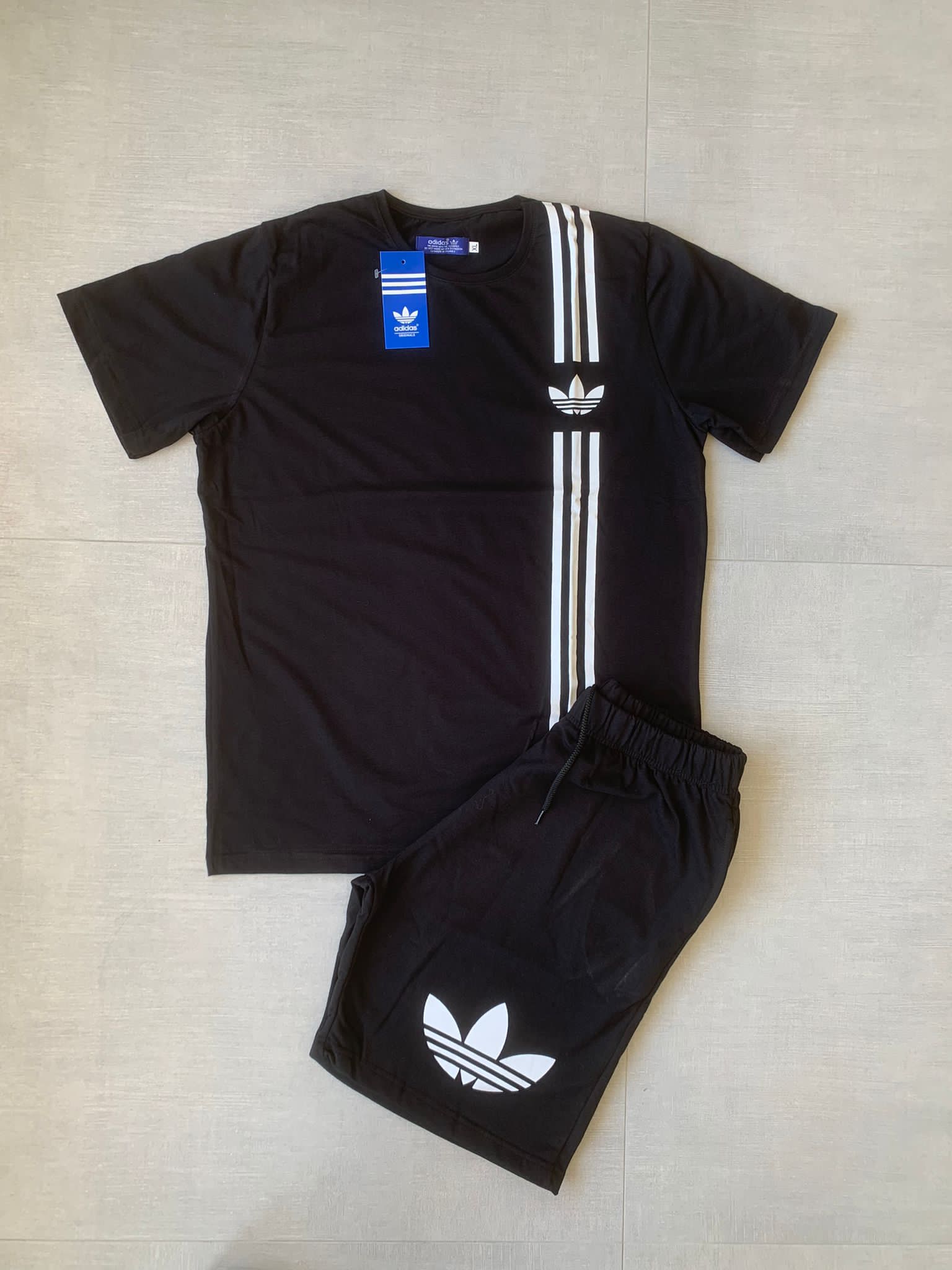 Conjuno Adidas negro