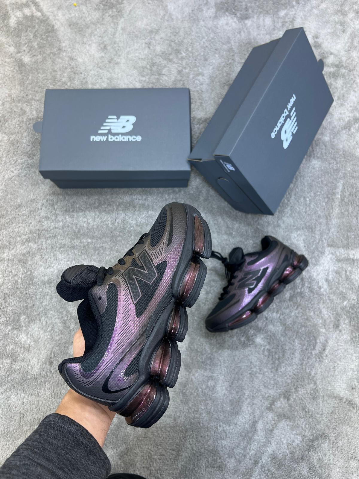 New Balance  2000