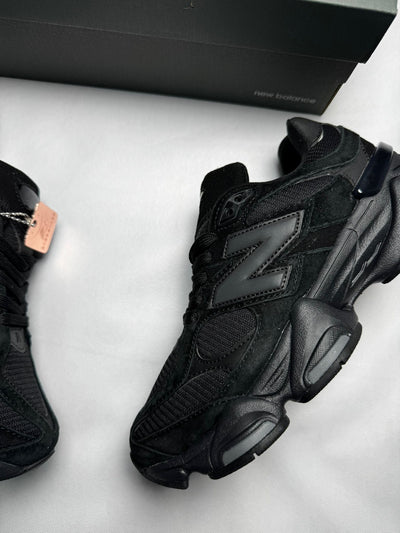 New Balance 9060 All Black