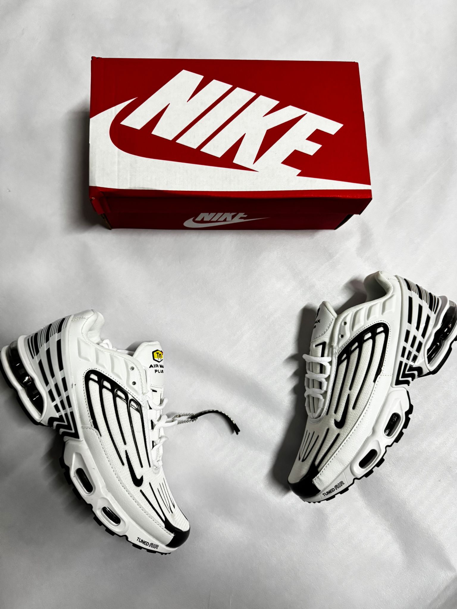 Nike Tn Tunned White and Black