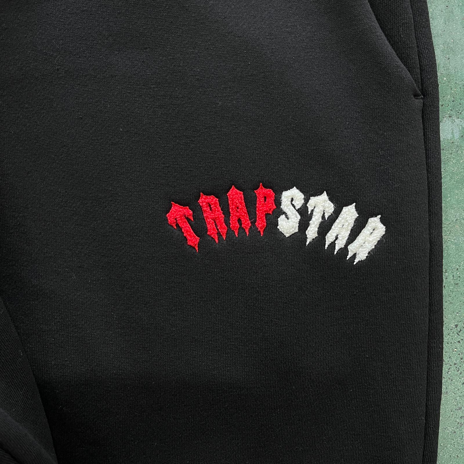 Trapstar bordado negro